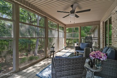Step inside to an open floor plan featuring a spacious living - photo 2