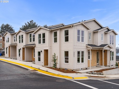 Devils Lake Home For Sale in Lincoln City Oregon