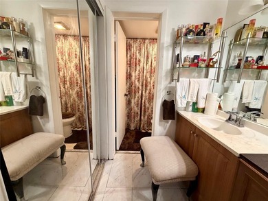 Another, Spacious 2-bedroom, 2-bath, all ages welcome, gated - photo 6