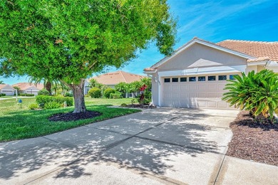 LOOK NO FURTHER! THIS RARELY AVAILABLE and BEAUTIFULLY FURNISHED - photo 4