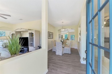 LOOK NO FURTHER! THIS RARELY AVAILABLE and BEAUTIFULLY FURNISHED - photo 8