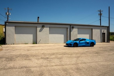 Opportunity is knocking in Kerrville's Midway Center! This - photo 11