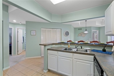 Enjoy easy lake living from this well-maintained, fully - photo 14