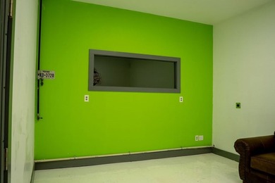 Opportunity is knocking in Kerrville's Midway Center! This - photo 18