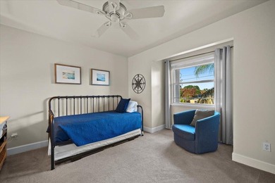 SIGNIFICANT PRICE IMPROVEMENT PRESENTS A RARE WATERFRONT - photo 25