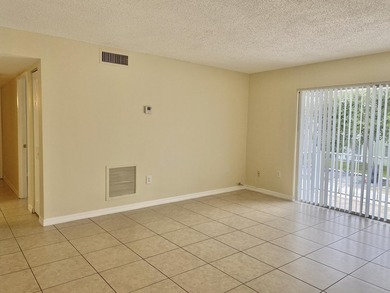 ATTENTION INVESTORS- FOR SALE 2 Bed/ 2 bath Spacious second - photo 8