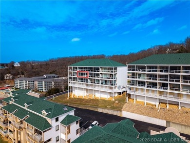 Enjoy easy lake living from this well-maintained, fully - photo 42