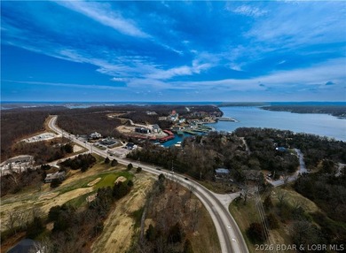 Enjoy easy lake living from this well-maintained, fully - photo 43