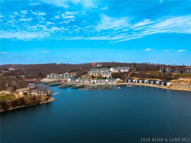 Enjoy easy lake living from this well-maintained, fully - photo 46