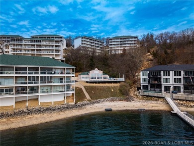 Enjoy easy lake living from this well-maintained, fully - photo 47
