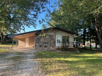 **Back on the Market and Motivated Sellers **Welcome to this - photo 2