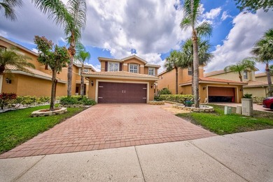 Welcome to this beautifully maintained 4-bedroom, 2.5-bathroom - photo 6