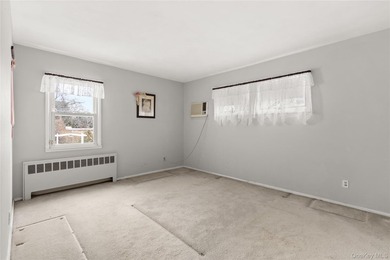 Welcome to this charming and spacious 3-bedroom 2-bathroom - photo 12