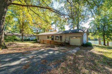 Lake Catherine Home For Sale in Hot Springs Arkansas