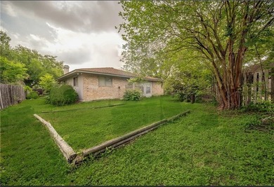 Look at this beautifully maintained all brick home in desirable - photo 24