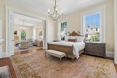 Gracefully restored and rich in Charleston history, this - photo 25