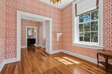 Gracefully restored and rich in Charleston history, this - photo 29