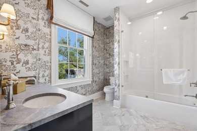 Gracefully restored and rich in Charleston history, this - photo 38