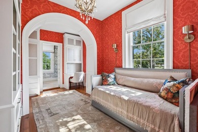 Gracefully restored and rich in Charleston history, this - photo 39