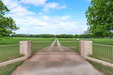 (private lake, pond, creek) Home For Sale in Springtown Texas