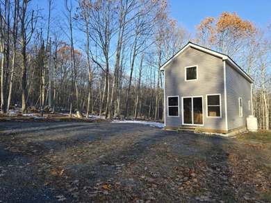 Come and see this quaint and cozy, newly constructed T&G 2-story - photo 2