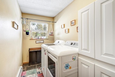 Wonderful single level ranch style home, 3 bed 3 bath two car - photo 11