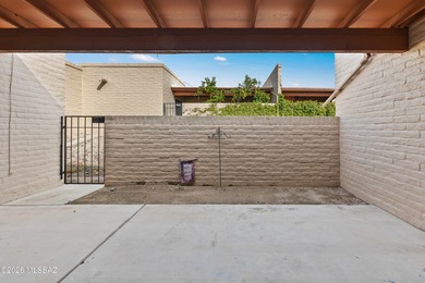 Gorgeous Remodeled Townhome in prestigious Rio Cancion community