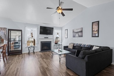 If you're looking for exceptional value, an ideal layout, and a - photo 12