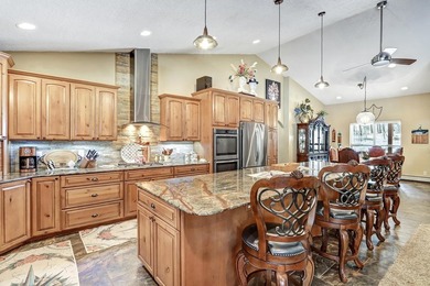 Wonderful single level ranch style home, 3 bed 3 bath two car - photo 13