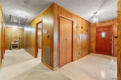 This spacious 6-bedroom, 4-bathroom home offers over 3,360 sq ft - photo 16