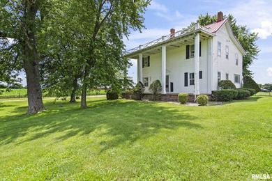 (private lake, pond, creek) Home For Sale in Cantrall Illinois