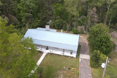This spacious 6-bedroom, 4-bathroom home offers over 3,360 sq ft - photo 32