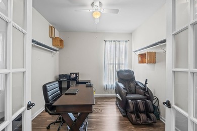 If you're looking for exceptional value, an ideal layout, and a - photo 42