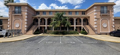 WATERFRONT! NAVIGABLE WATERWAY! Lease/Option available! Possible - photo 2
