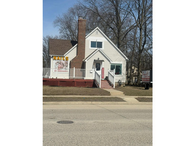 Offered at $180,000, this well-maintained and recently remodeled - photo 8