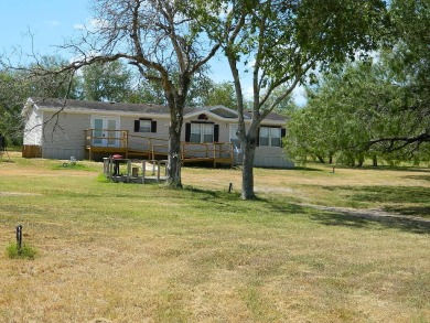 Lake Home Sale Pending in Lake City, Texas