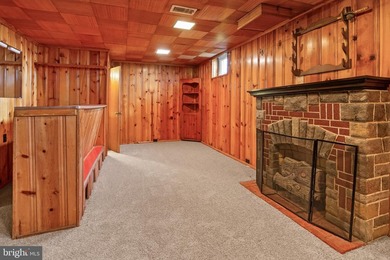Welcome to your waterfront retreat, where comfort meet scenic - photo 36