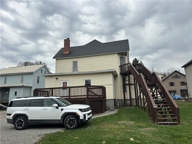 Well maintained, well established, and profitable personal care - photo 6
