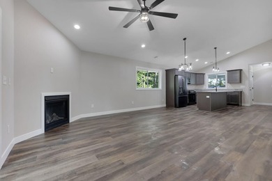 331 Gateway Parkway - photo 11