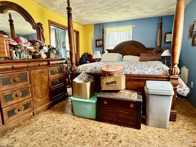 Country living at its best! This two-story home just needs a - photo 16