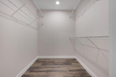 331 Gateway Parkway - photo 16