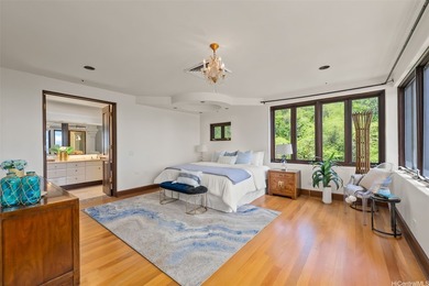 Experience refined island luxury living in this executive-style - photo 18