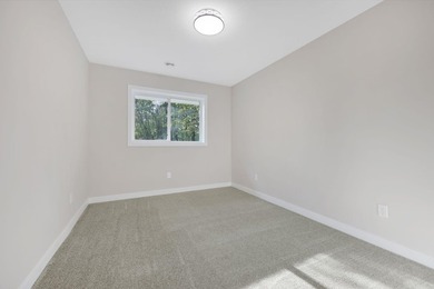 331 Gateway Parkway - photo 18
