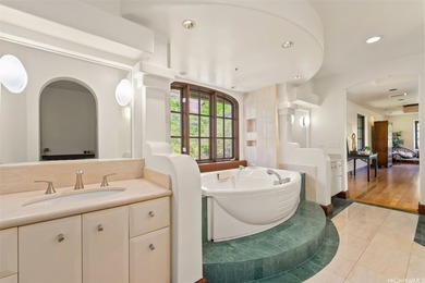 Experience refined island luxury living in this executive-style - photo 21