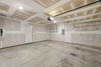 Welcome to this stunning newly built home at 4011 Atlantic Ave - photo 27