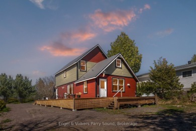 Lake Home For Sale in Parry Sound Remote Area,
