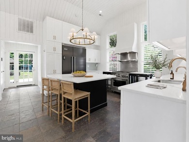 The Ultimate Private Waterfront Retreat on Carrs Creek is PRICED - photo 4