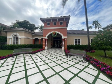 Discover comfort and opportunity in this centrally located - photo 1