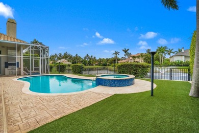 Situated in a premier lakefront lot in the prestigious Mizner - photo 3