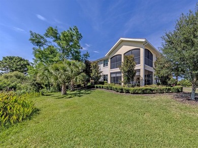 Welcome to your own slice of paradise in sought-after Venetian - photo 4
